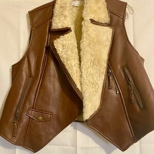 Women’s New York & Company Brown & Cream Faux Fur Vest Size XL